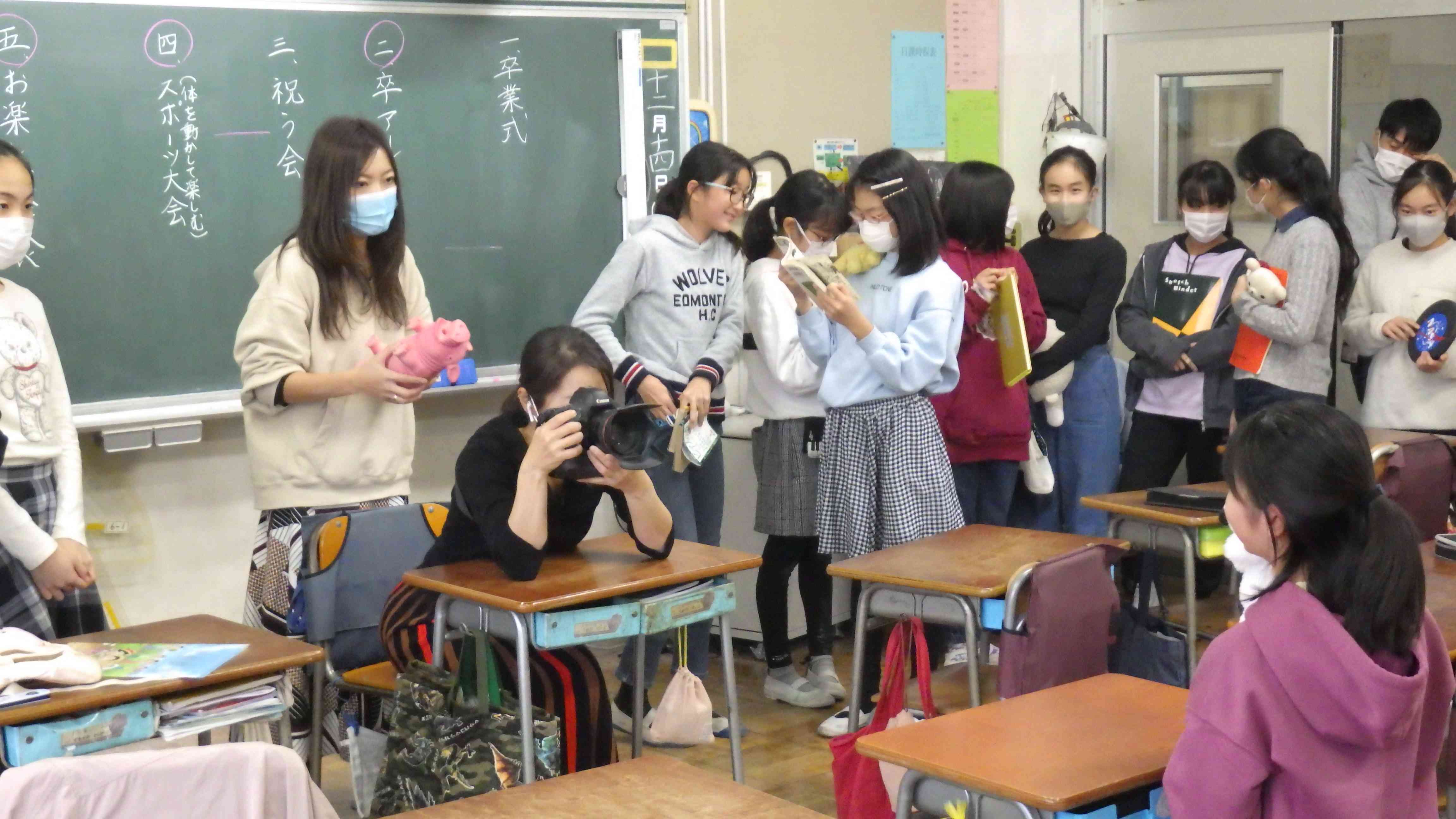 ６年生 卒業アルバム用写真撮影 - 全学年 - 日記ページ - 武蔵野市立第一小学校